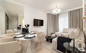 Elegant Apartment with Parking on Kępa Mieszczańska Wrocław by Renters Prestige